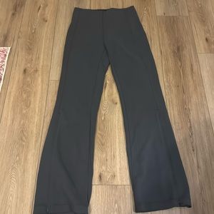 Lululemon Ribbed Straight Leg Pants - Black - Zipper bottoms - Size 6
